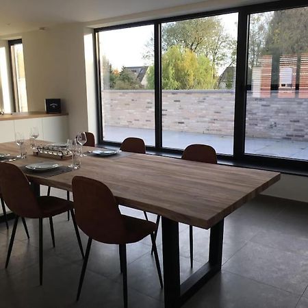 Leuk Overnachten In Hartje Laarne, Dicht Bij Gent! Ngoại thất bức ảnh
