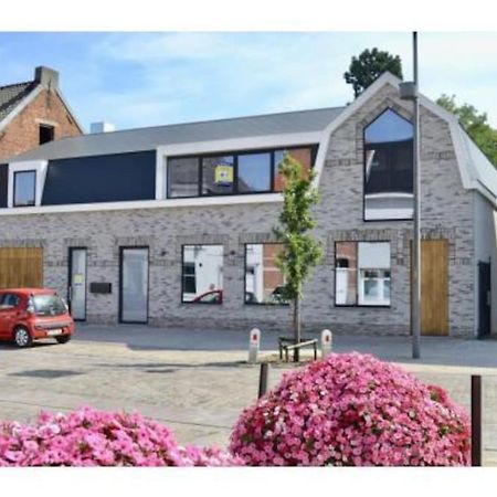 Leuk Overnachten In Hartje Laarne, Dicht Bij Gent! Ngoại thất bức ảnh